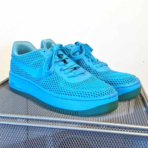 EUC Nike Women's Air Force 1 Low Breathe Mesh Sneakers - Picture 2 of 11